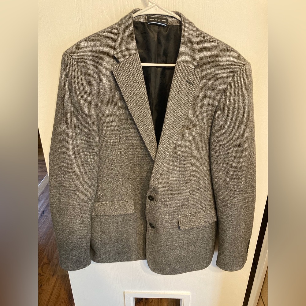 Tommy Hilfiger suit jacket 42L